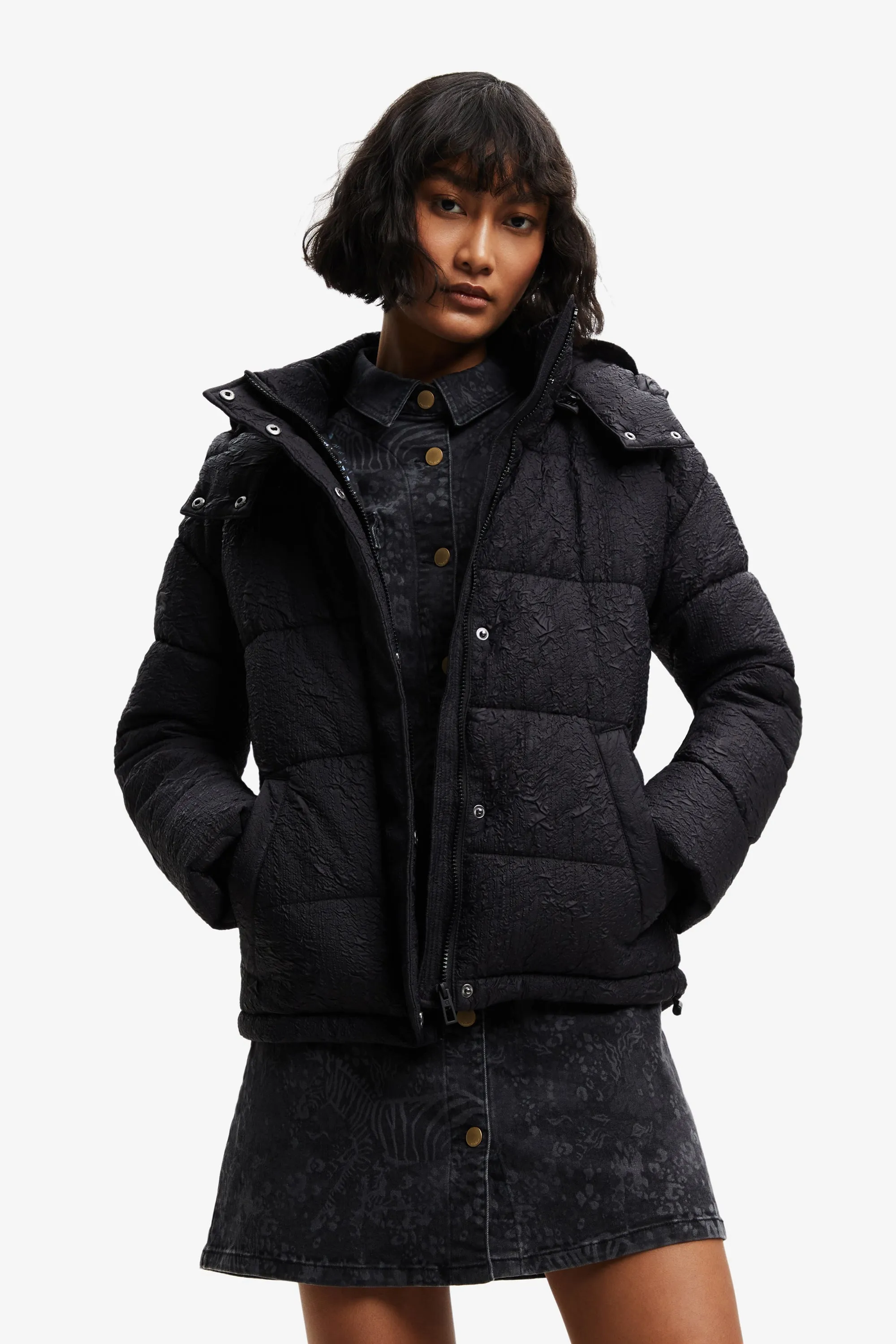 Desigual Padded Estocolmo Coat with Detachable Hood 22WWEW18
