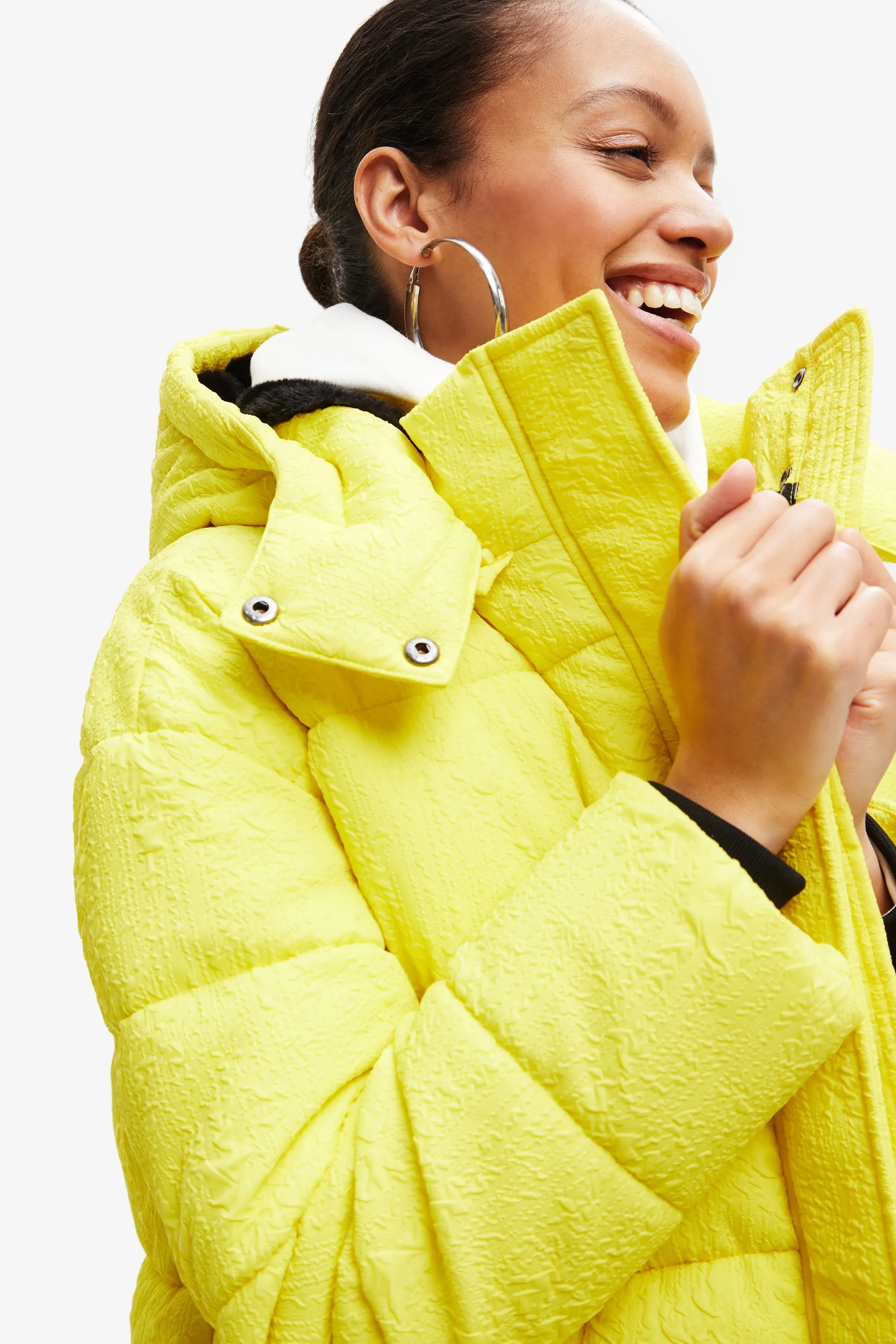Desigual Padded Estocolmo Coat with Detachable Hood 22WWEW18