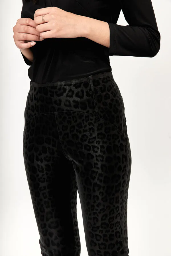 Frank Lyman Leopard Print Velour Leggings Style 233811U