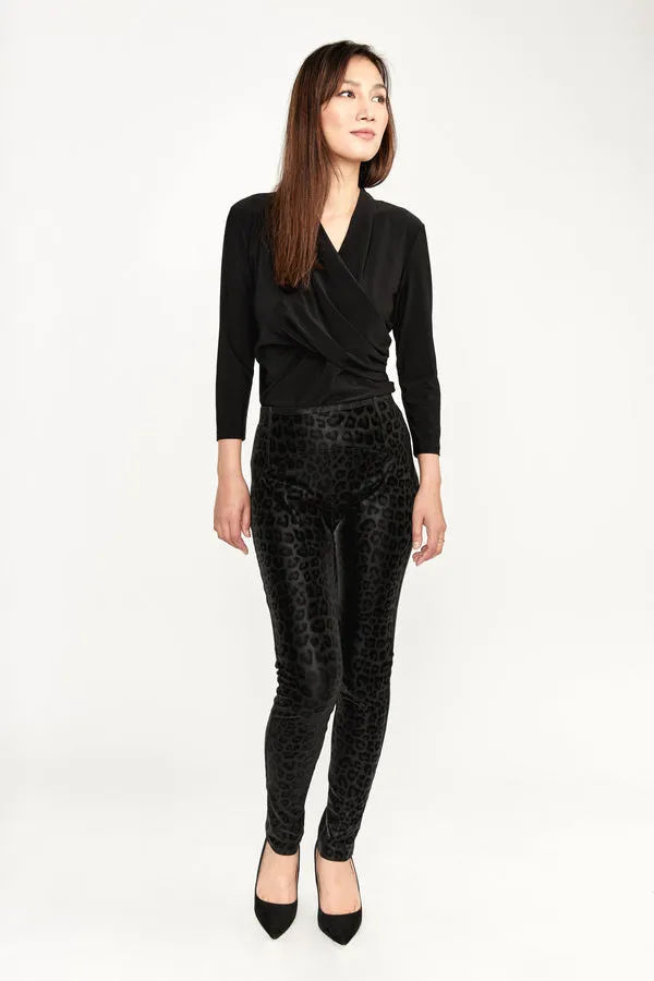 Frank Lyman Leopard Print Velour Leggings Style 233811U