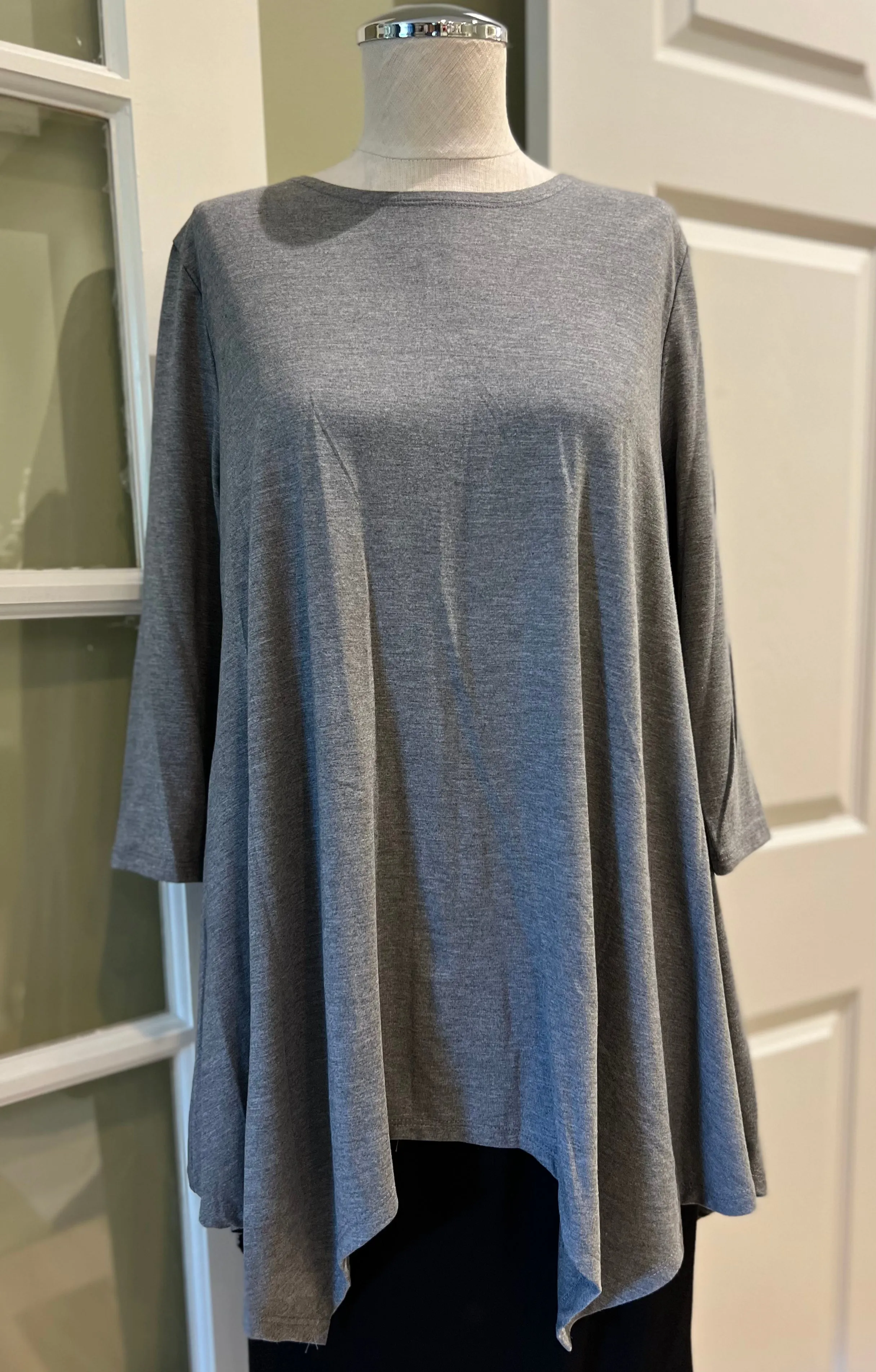 Moxie Model Shark Bite Tunic