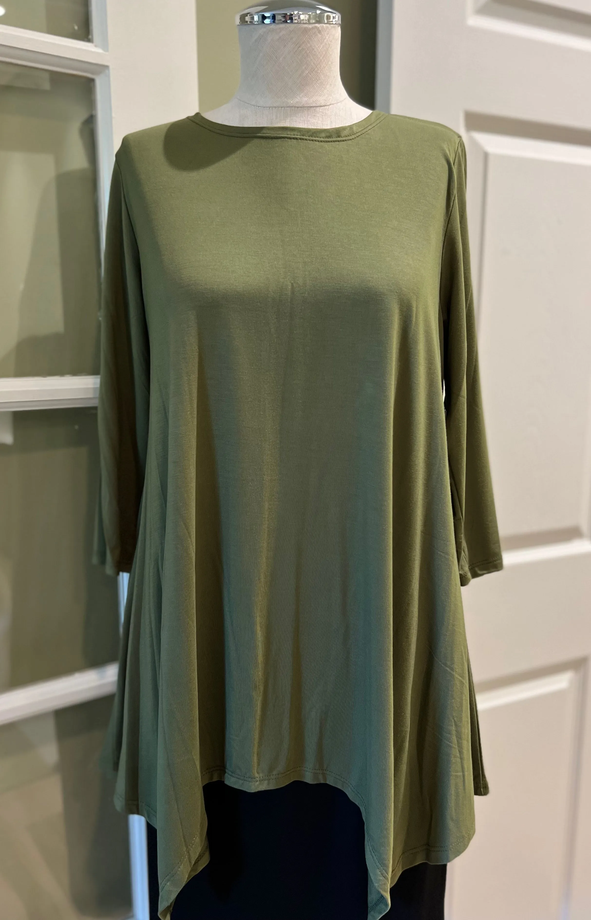 Moxie Model Shark Bite Tunic