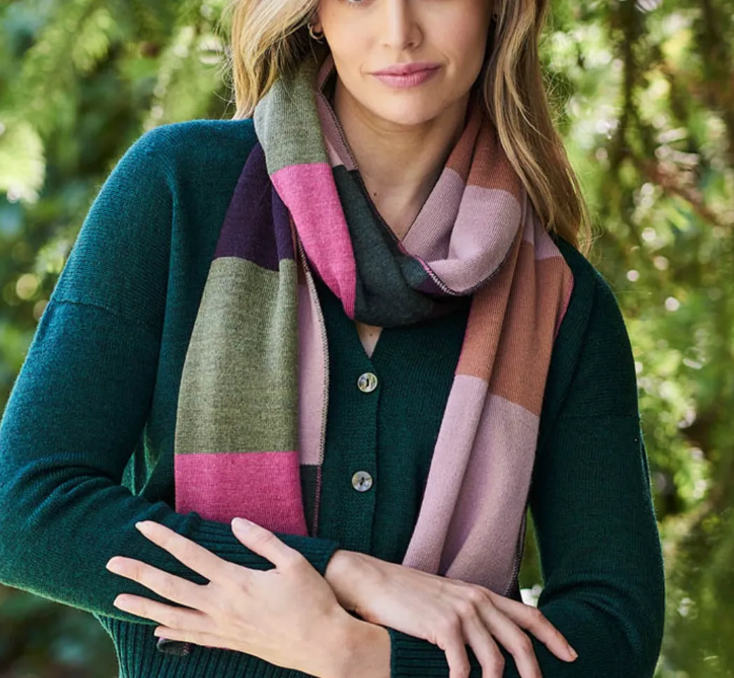 Uimi Frankie Merino Wool Patchwork Scarf Rasberry